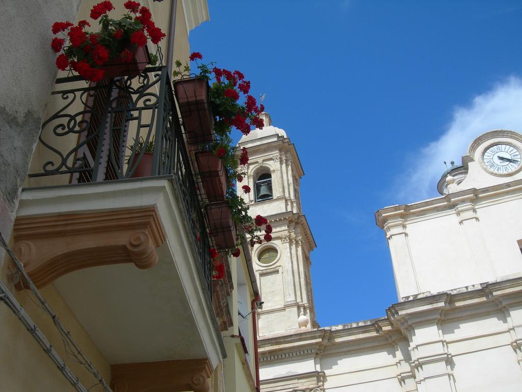 Piazza San Pantaleo Bed and Breakfast Sorso Exterior foto